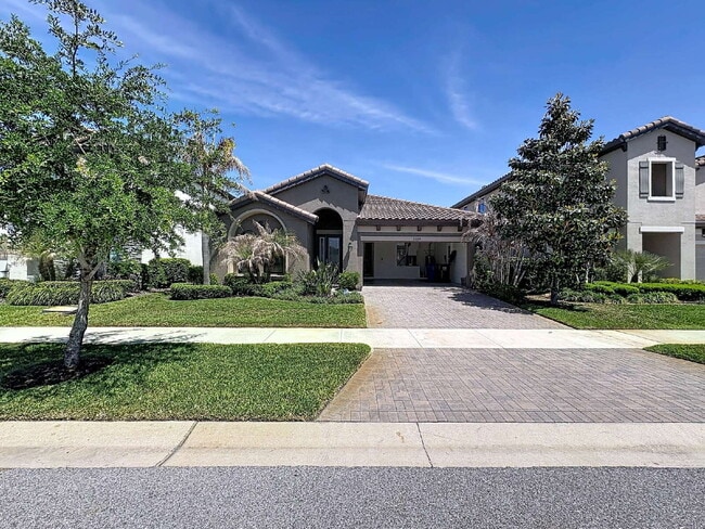 Building Photo - 11220 Fish Eagle Dr