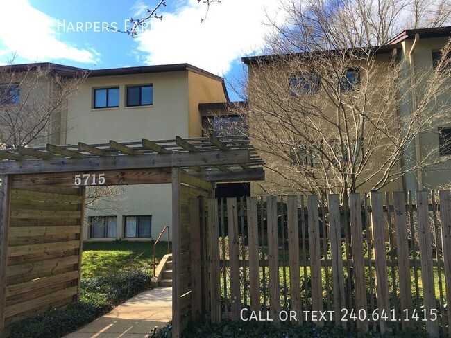 Building Photo - 5715 Harpers Farm Rd
