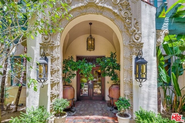 Photo - 642 S Bronson Ave Unit 207