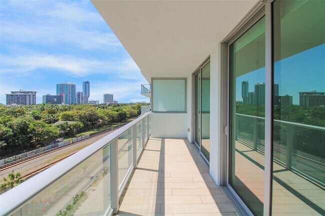 Photo - 1600 SW 1st Ave Unit 713