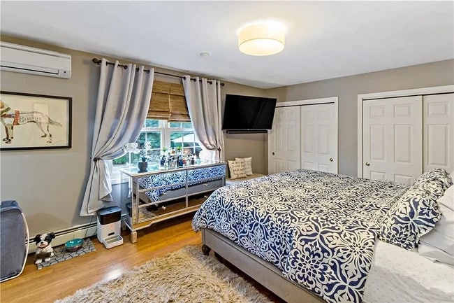 23 Longwood Ave