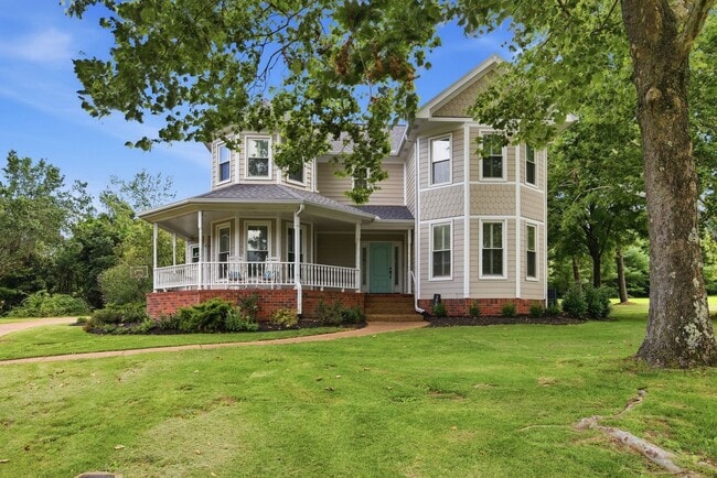 Photo - 1733 Carriage Ct