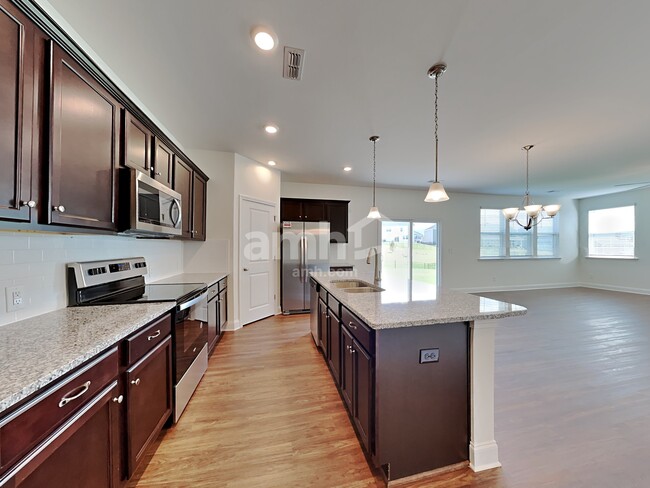 Photo - 109 Twin River Dr