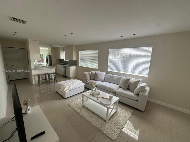 Photo - 9464 Abbott Ave