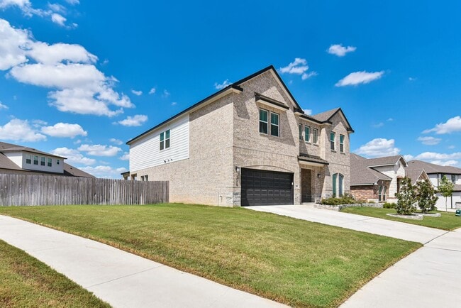 7915 Gold Dr