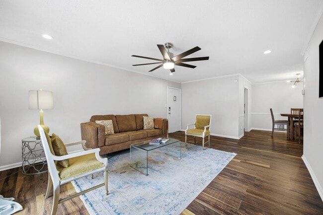 Photo - 4739 Hedgemore Dr Unit O