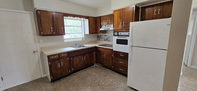 Photo - WR-2 Bliss Duplex Unit B Right Side