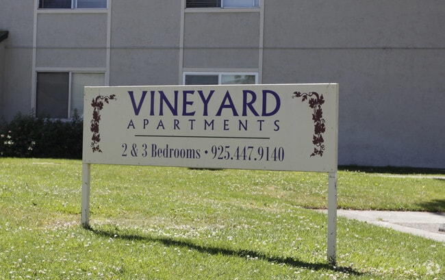 Vineyard Apartments