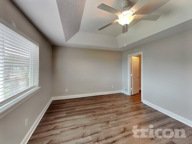 Photo - 14361 Parkside Ct NW