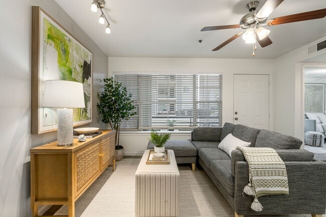 Photo - The Overlook