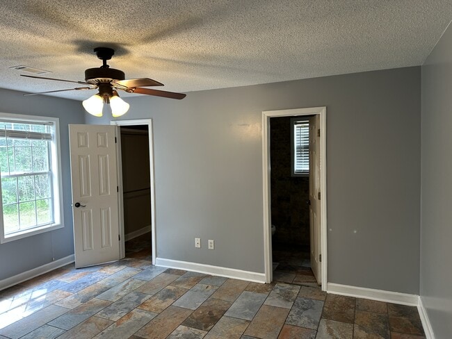 Photo - 3205 Turtle Creek Rd