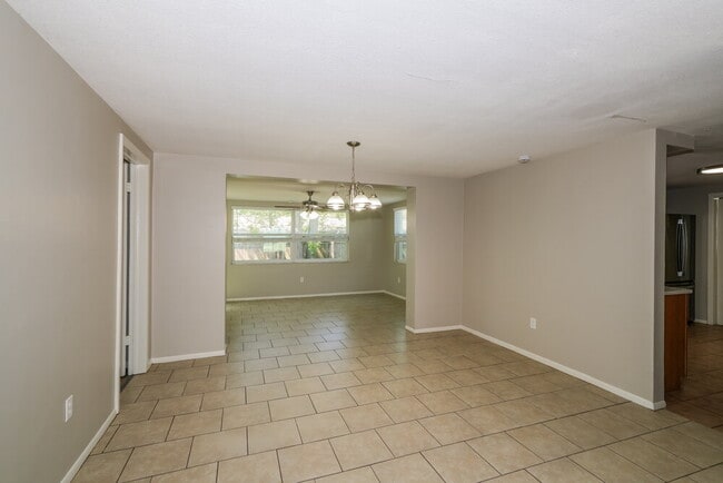 Photo - 10933 Felsdale Ave