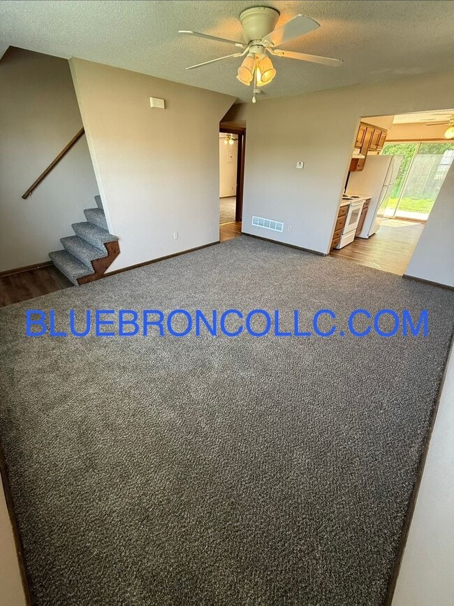 Photo - Spacious 4 bedroom unit with many features to love.