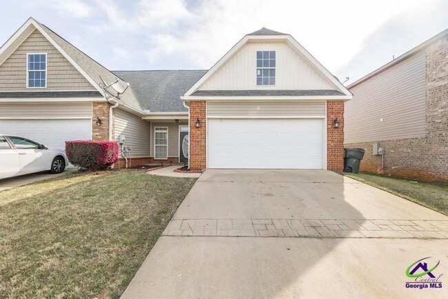 Building Photo - 206 Beau Claire Cir