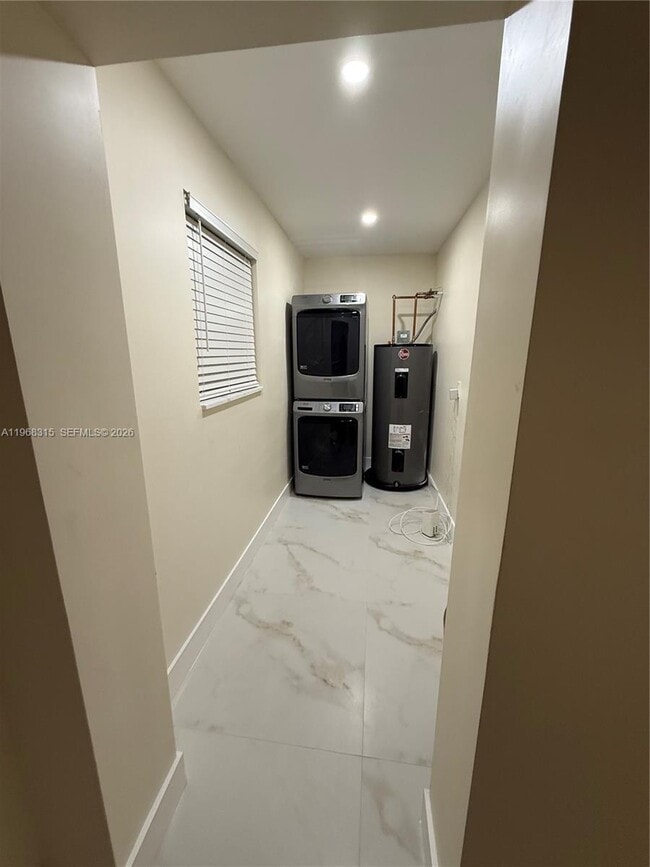 Photo - 951 NE 50th Ct