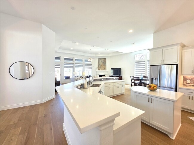 Photo - 22045 Gateway Arch Dr