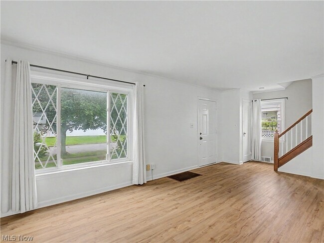 Photo - 329 Pierce Ave