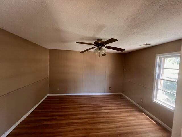 Photo - 523 S Reed Ave