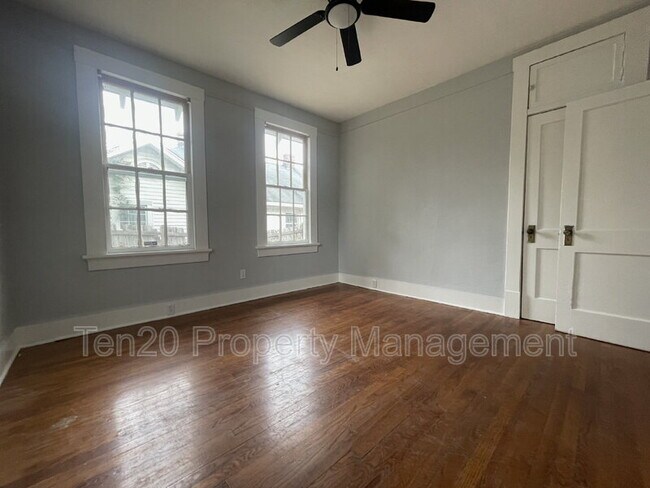 Photo - 1223 Owsley Ave