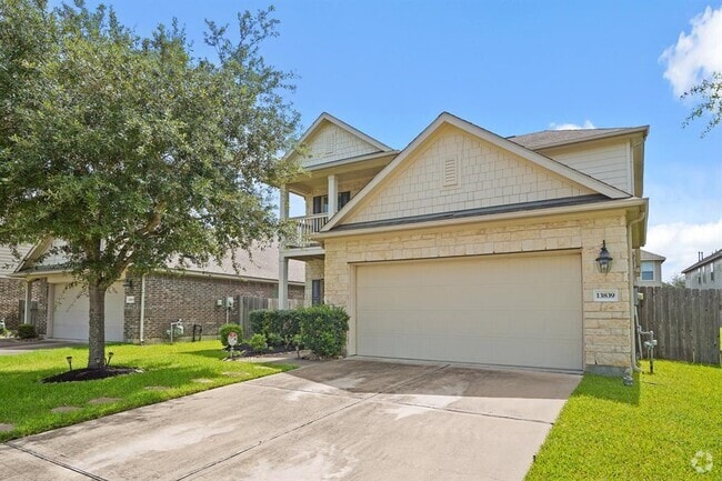 Building Photo - 13839 Rosemere Ln Rental