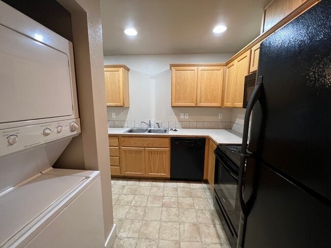 Great 3 bedroom in Central Meridian