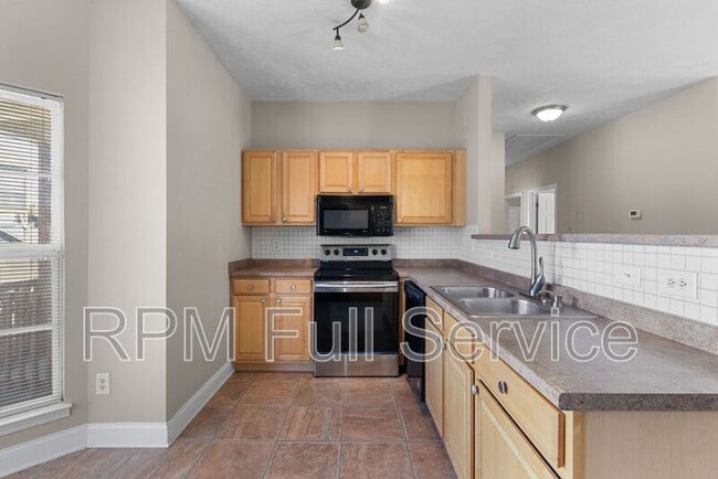 Photo - 3013 Clare Ave