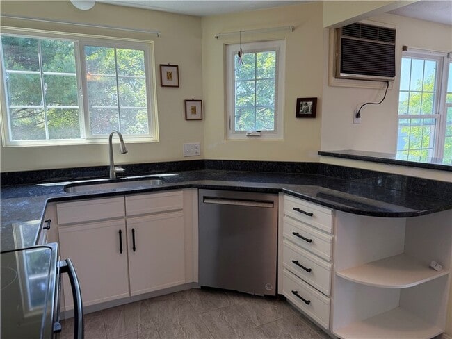 29 Swan Ct