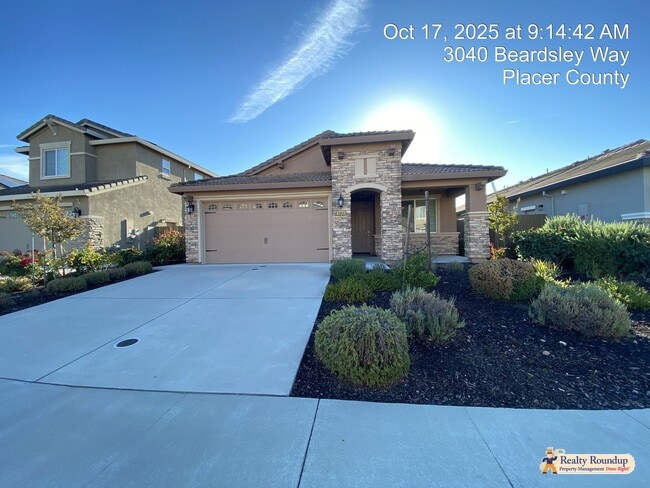 Photo - Pristinely Maintained Roseville Home with ...