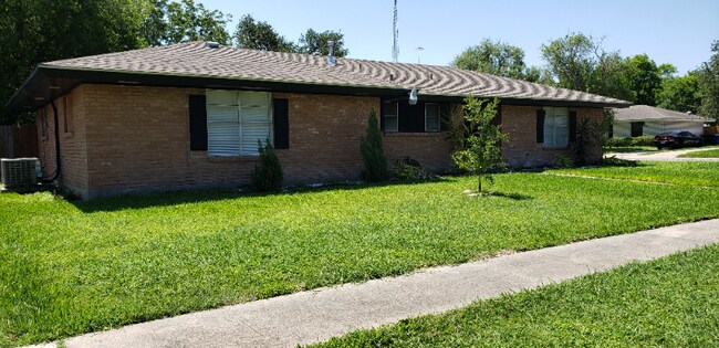 Photo - 4938 Trinity Dr