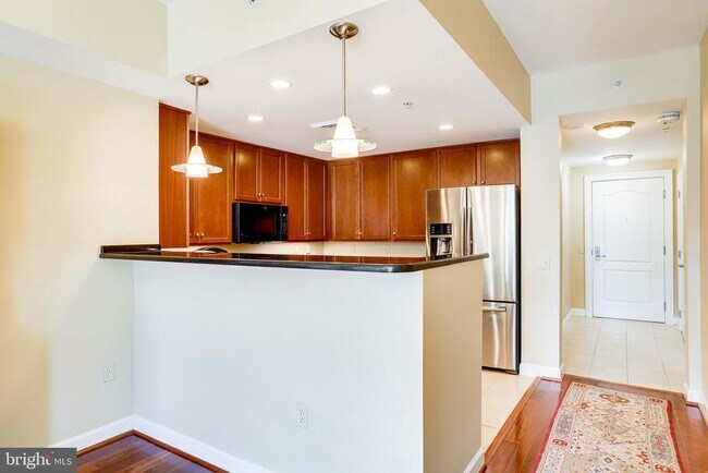 Photo - 1000 N Randolph St Unit 805