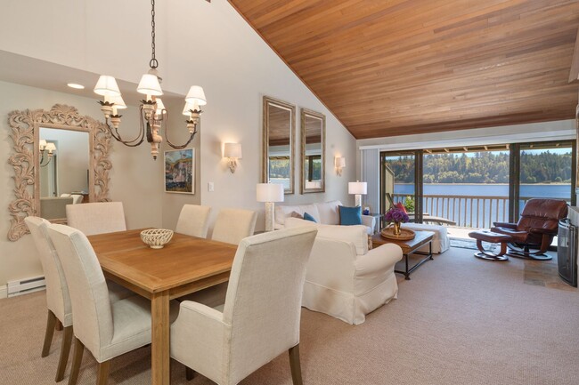 Building Photo - Short Term Lease | 2 Bed, 2 Bath Resort St...