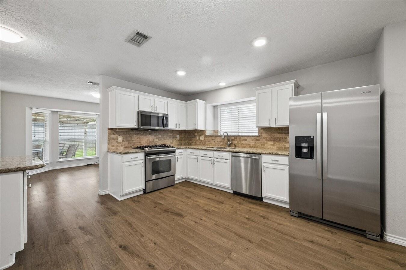 Photo - 2209 Aberdeen Dr