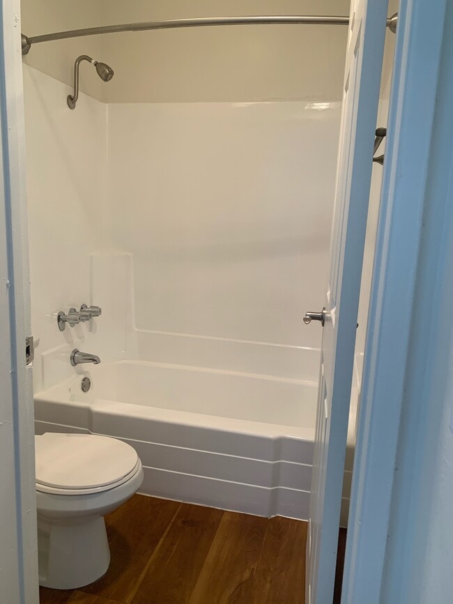 Photo - Southoaks Pointe Apartments