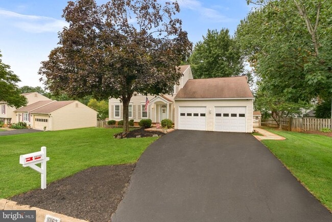 Photo - 10163 Yorktown Way