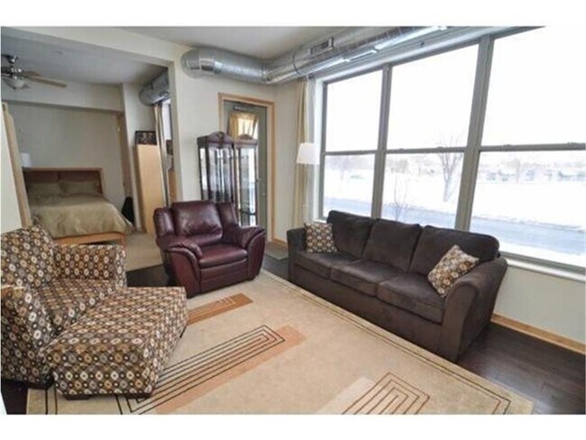 Photo - 3640 Wooddale Ave S Unit 103