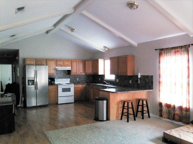 Photo - 4 Bed home waiting!