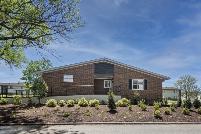 Photo - Sumner Estates