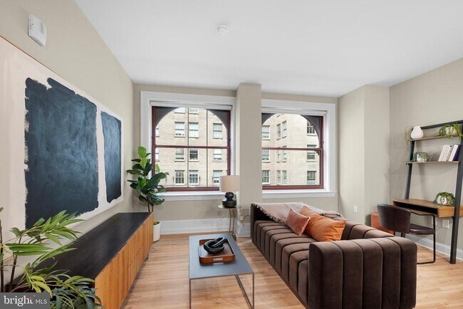 Building Photo - 1420-22 Chestnut St Unit 202 Rental