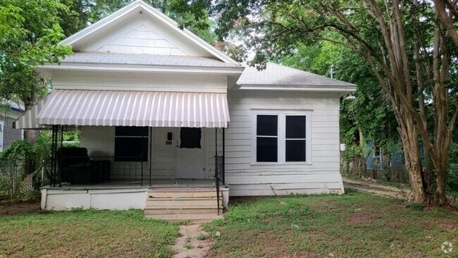 Building Photo - 1021 Preston St Rental