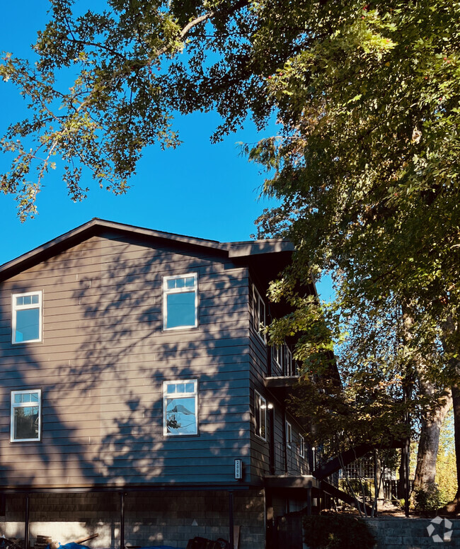 Building Photo - Irvington Flats Rental