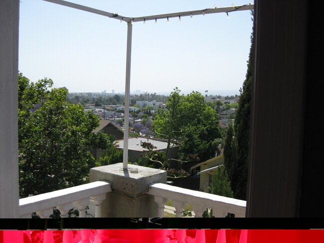 732 Parkman Ave Unit 732