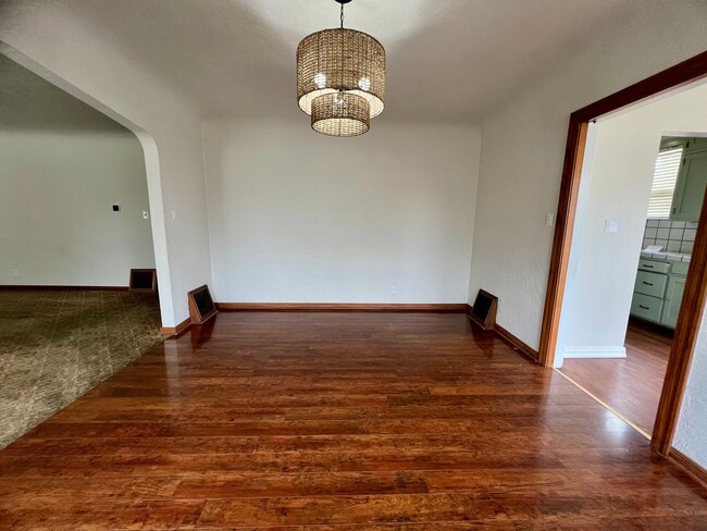 Photo - *** JUST REDUCED & MOVE- IN SPECIAL *** 3 Bedroom, 2 Bathroom charming Craftsman Style Home nestl...