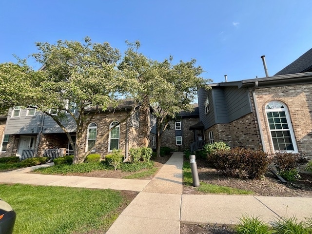 Photo - 11 Foxcroft Rd Townhome