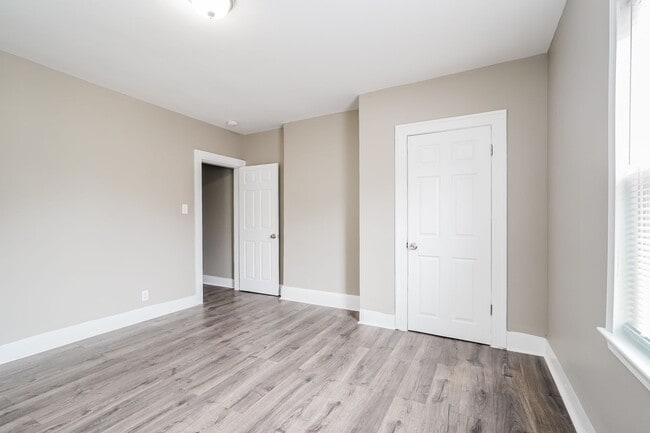 Photo - 761-763 Seymour Ave Unidad 763 Seymour