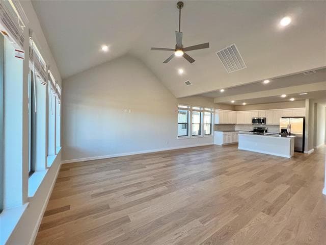 Photo - 900 Airbender Dr