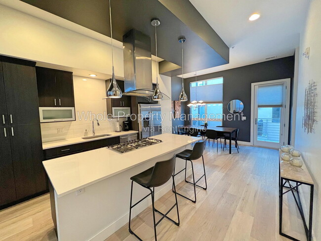 3444 Navajo St