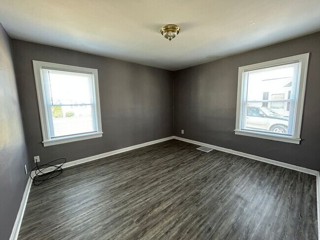 Photo - Newly Updated 2 Bed House