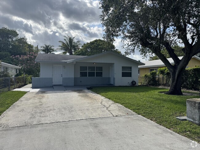 Building Photo - 618 SW 5th Ave Rental