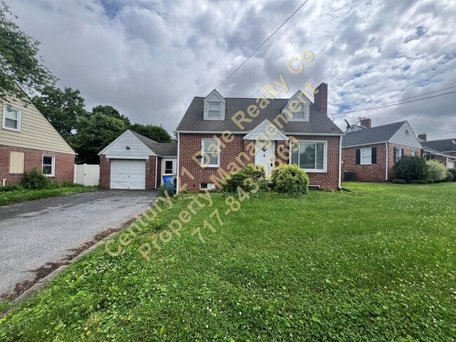 3 BR 1 Bath Home in Central York School Di... - 3 BR 1 Bath Home in Central York School Di...