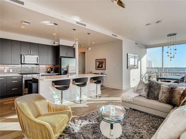 Photo - 222 West Ave Unit ID620.1